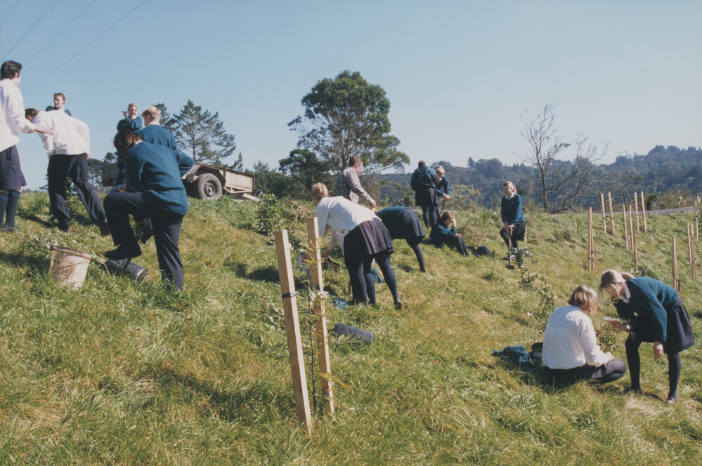 Seniors Tree planting (1999)