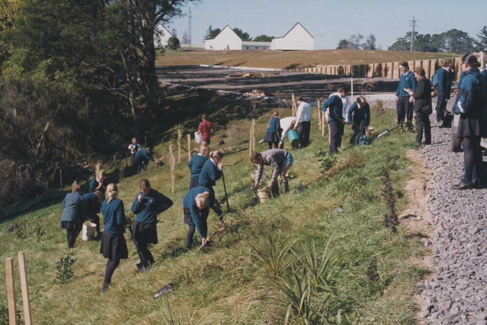 Seniors Tree planting (1999)