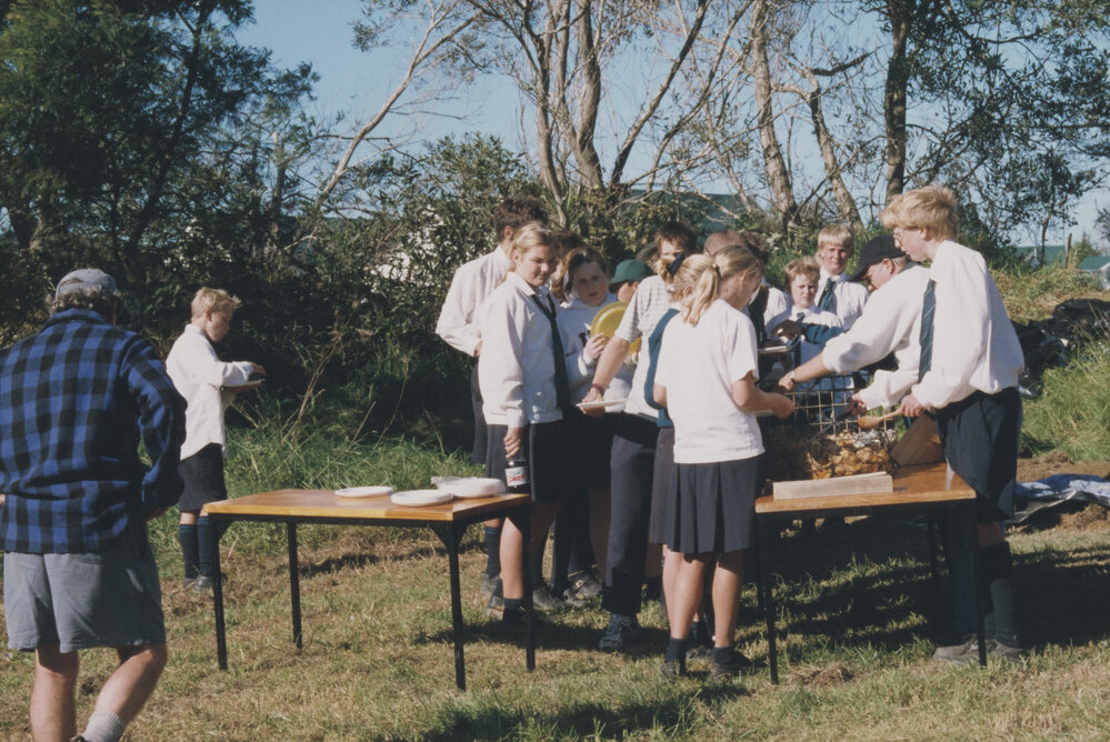 Kristin Year 9 Hangi