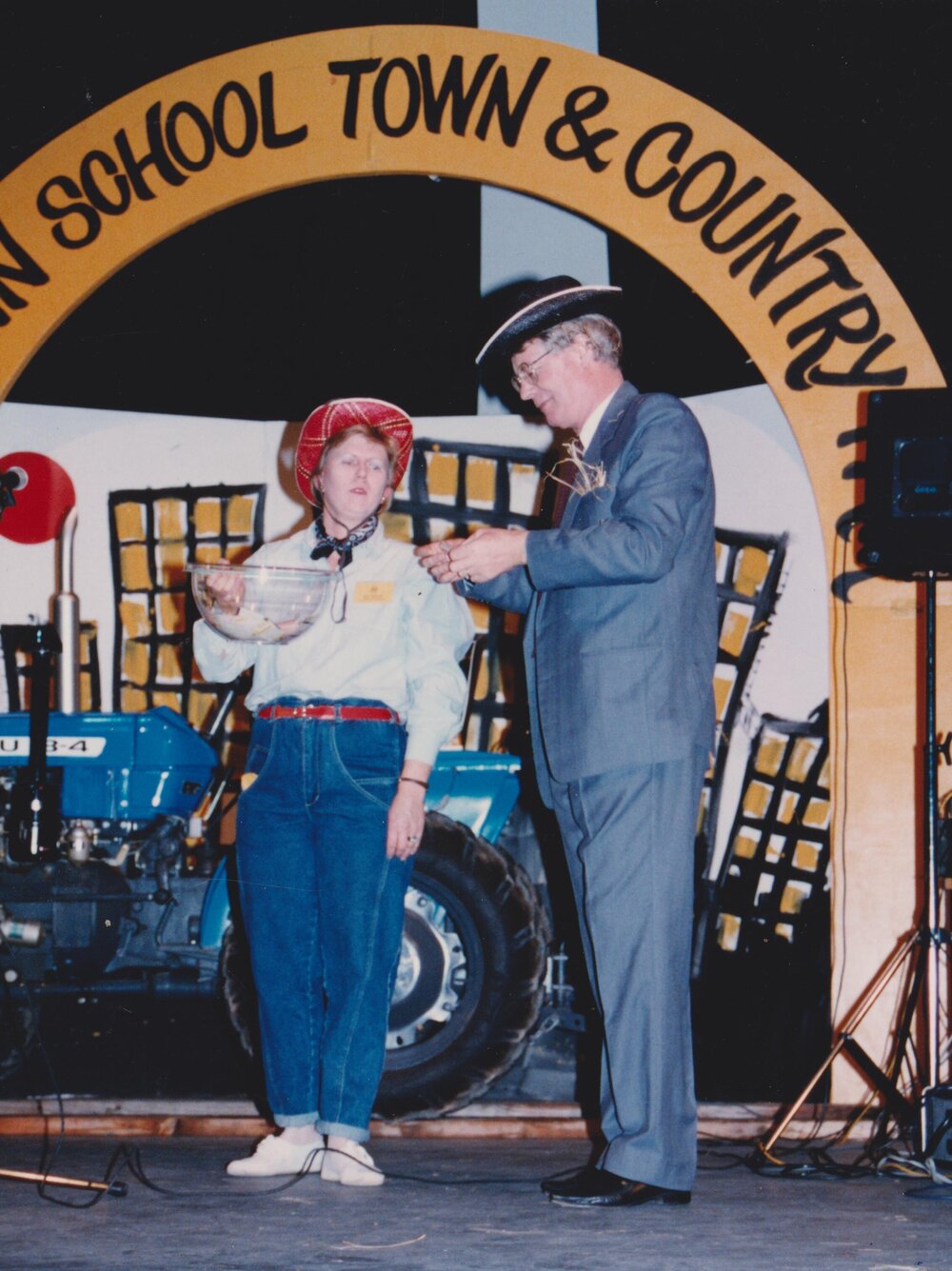 Intro Evening to the Kristin Town &amp; Country Fair (1991)