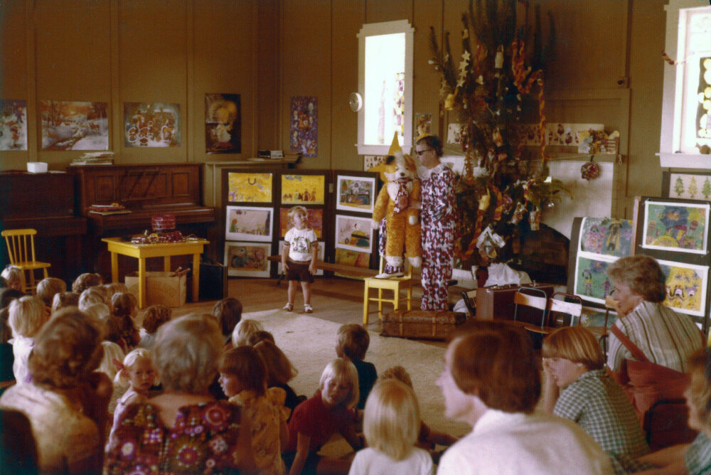 Kindergarten Christmas, Campbells Bay: c1975