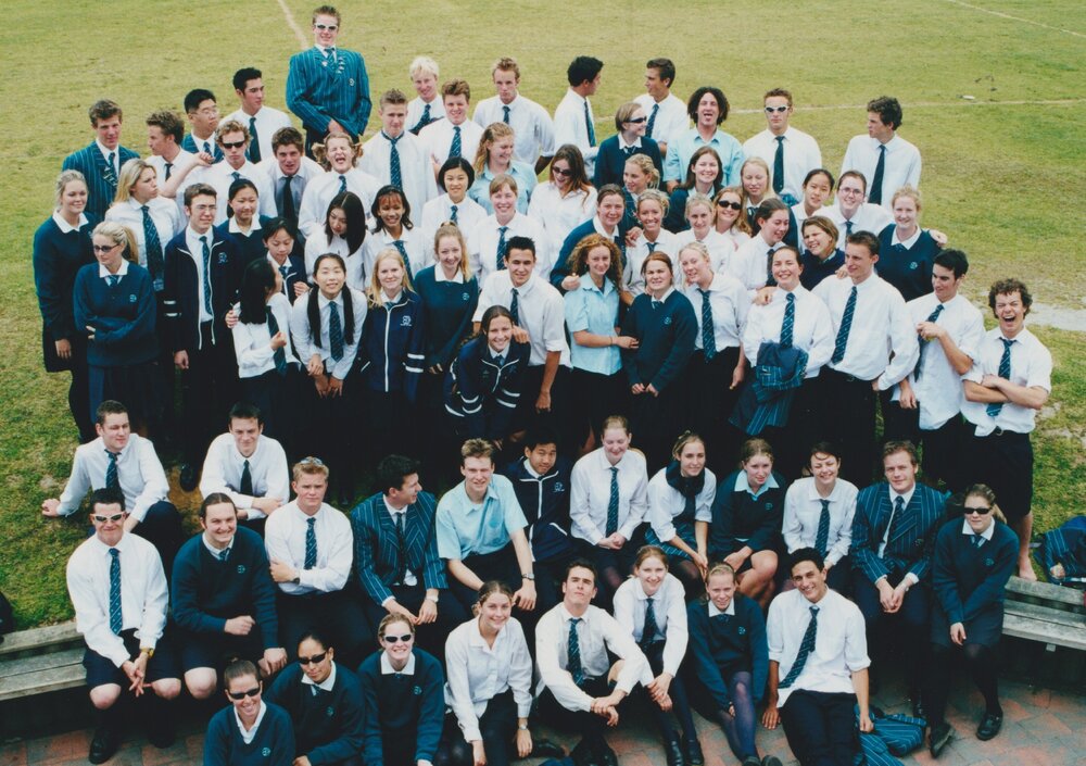 Kristin Year 13 Students: Informal (2000)