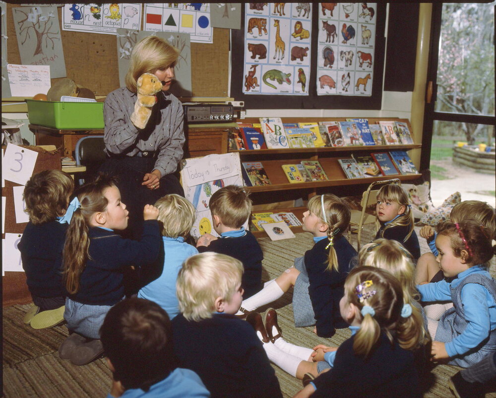 Students and teacher in class (c1990)